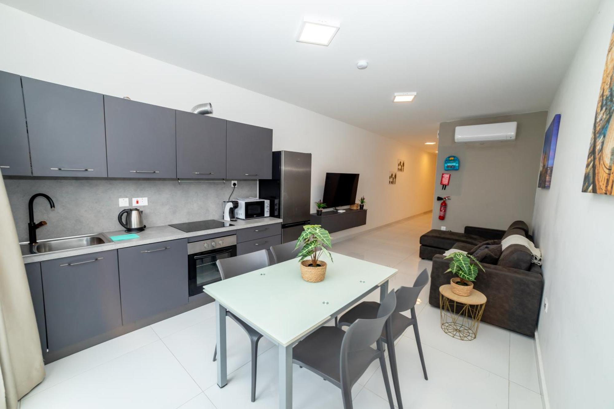 New And Modern Home In Bugibba, Great Location St. Paul's Bay Exterior foto